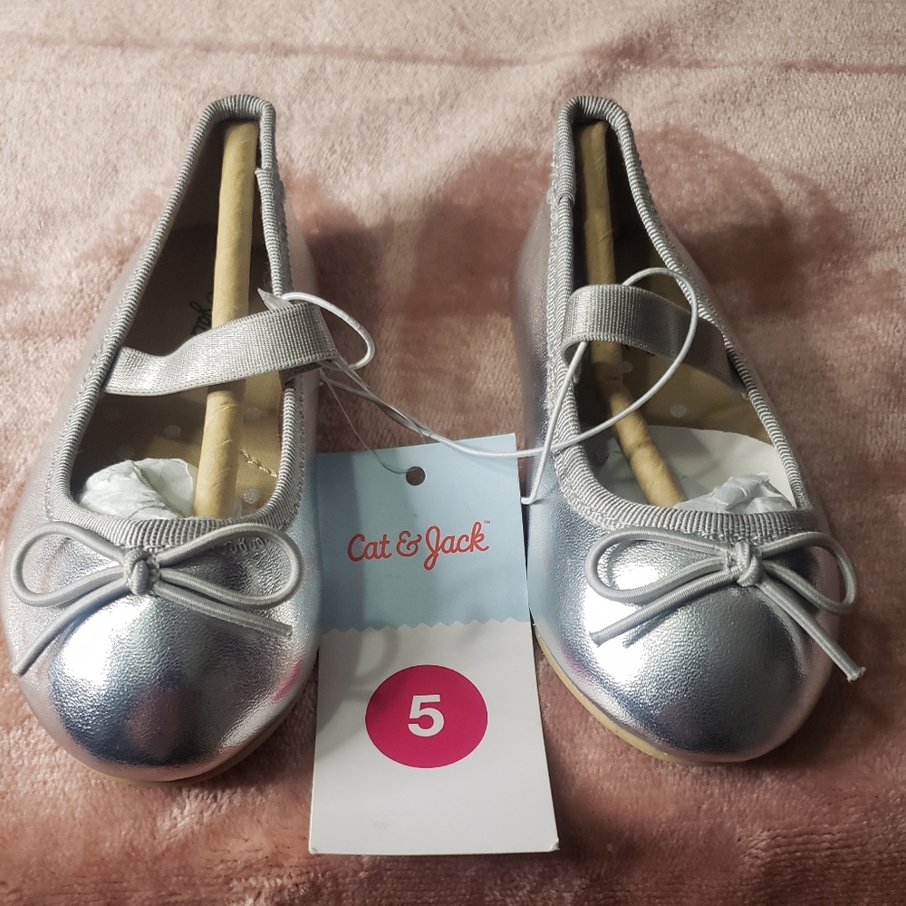 Cat & Jack Silver Kids Ballet Flats